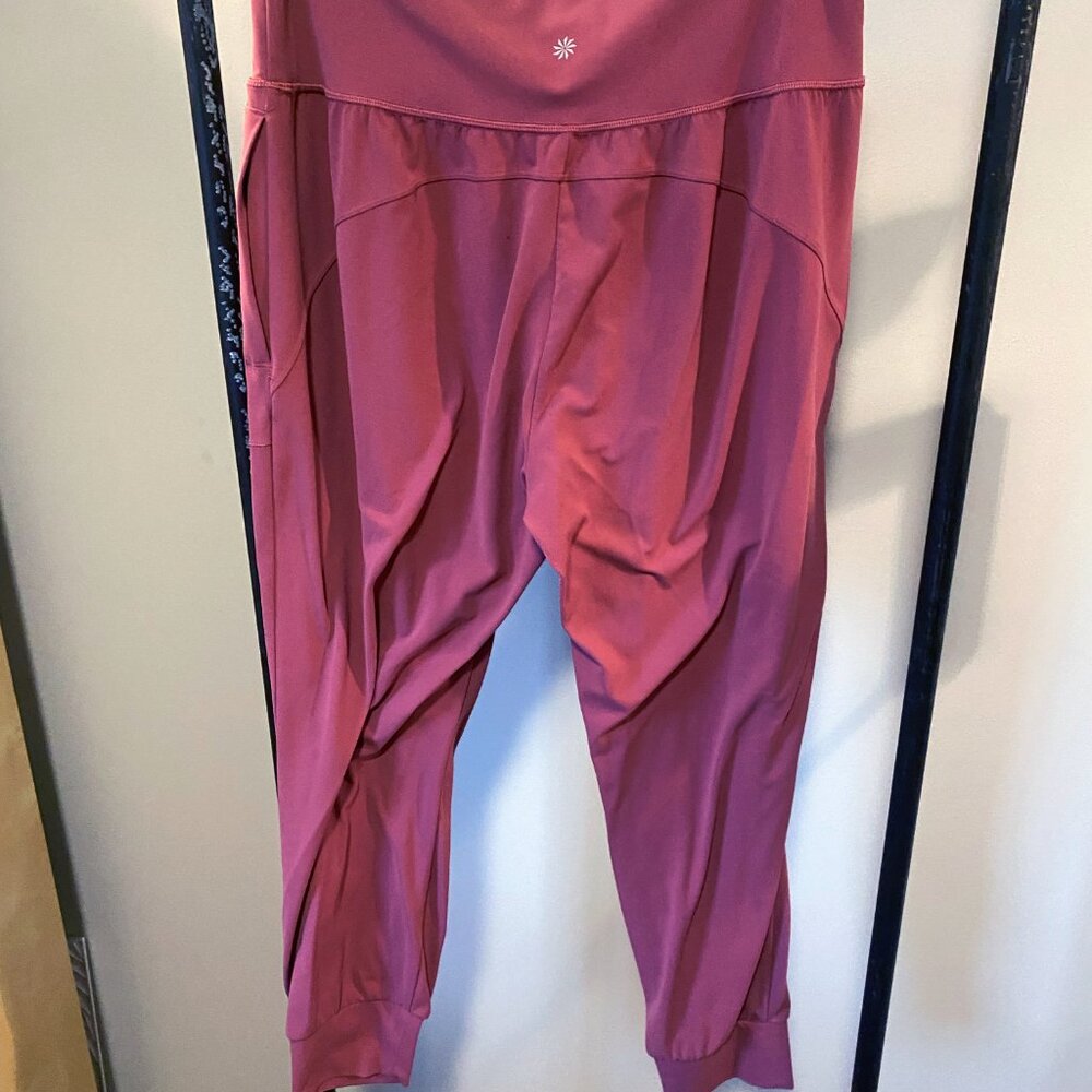 Athleta Salutation Jogger, Berry Pink, Large - Picture 2 of 4